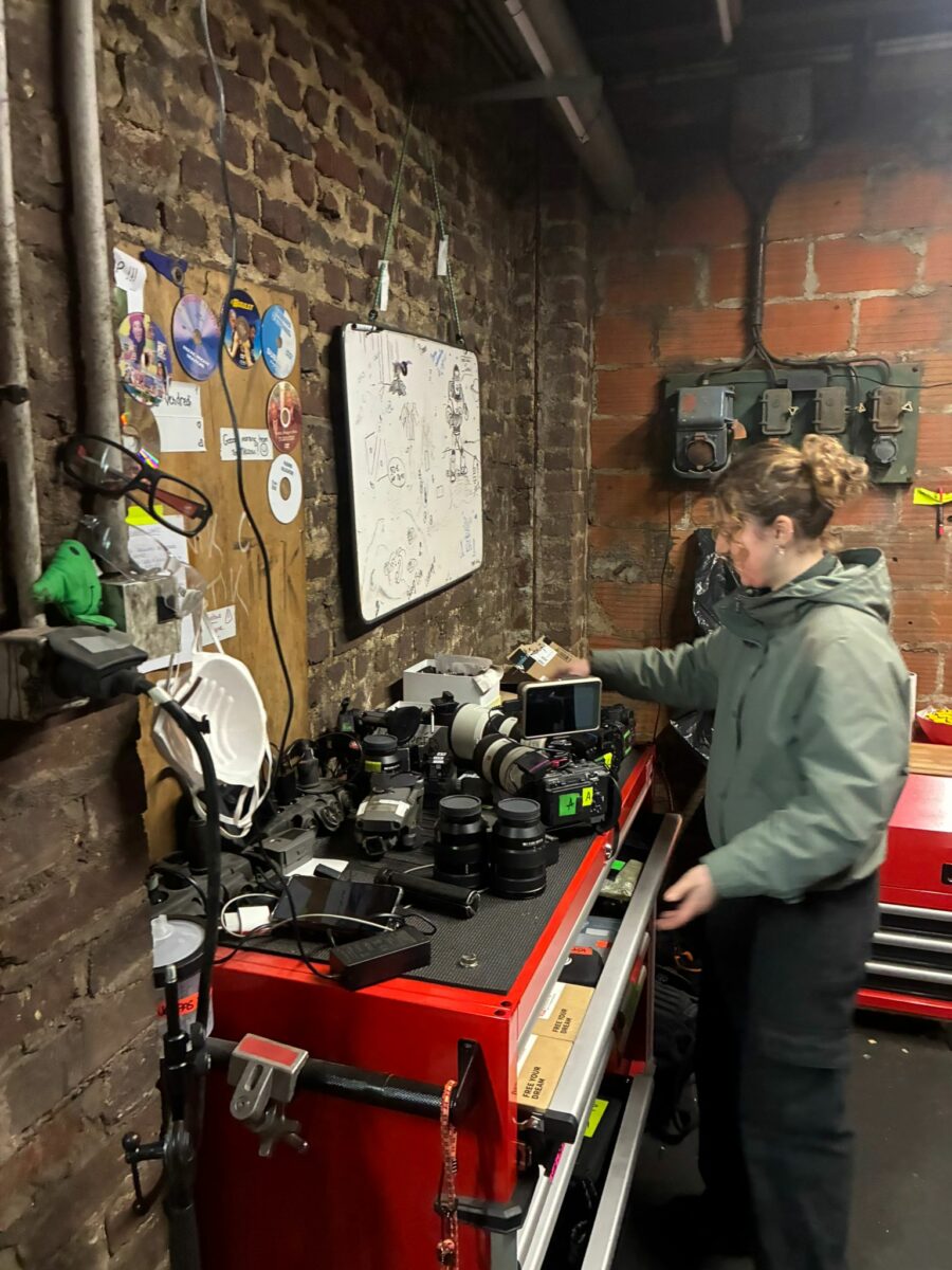 motion_photo_8324431015690570541